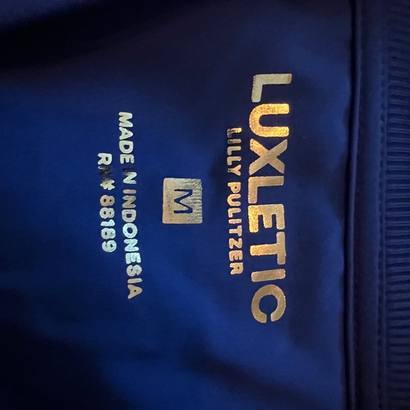 NWT!  Lilly Pulitzer Kimberline Hybrid Vest in medium blue. - Picture 4 of 4